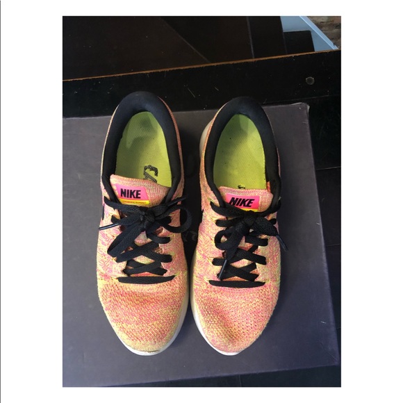 Nike Lunar Epic Flyknit Low’s - Picture 2 of 7